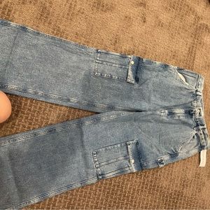 size 29 (US 6/8) fit more like a size 6 pacsun cargo jeans